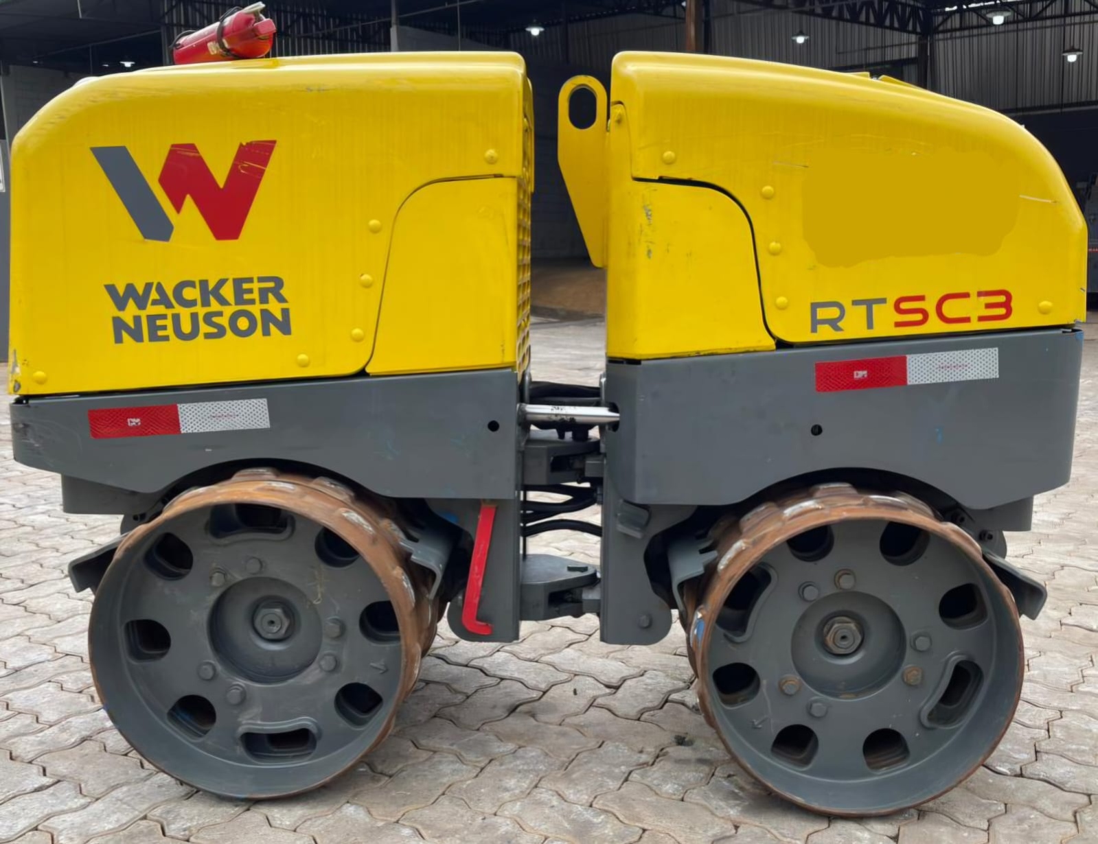 Rolo Compactador Wacker Neuson RTX-SC3 ano 2018