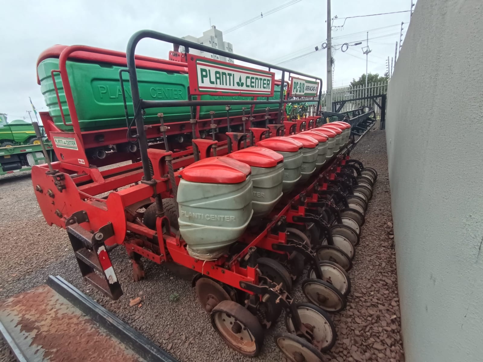 Plantadeira Planti Center  PC 9/8 G3 ano 2013