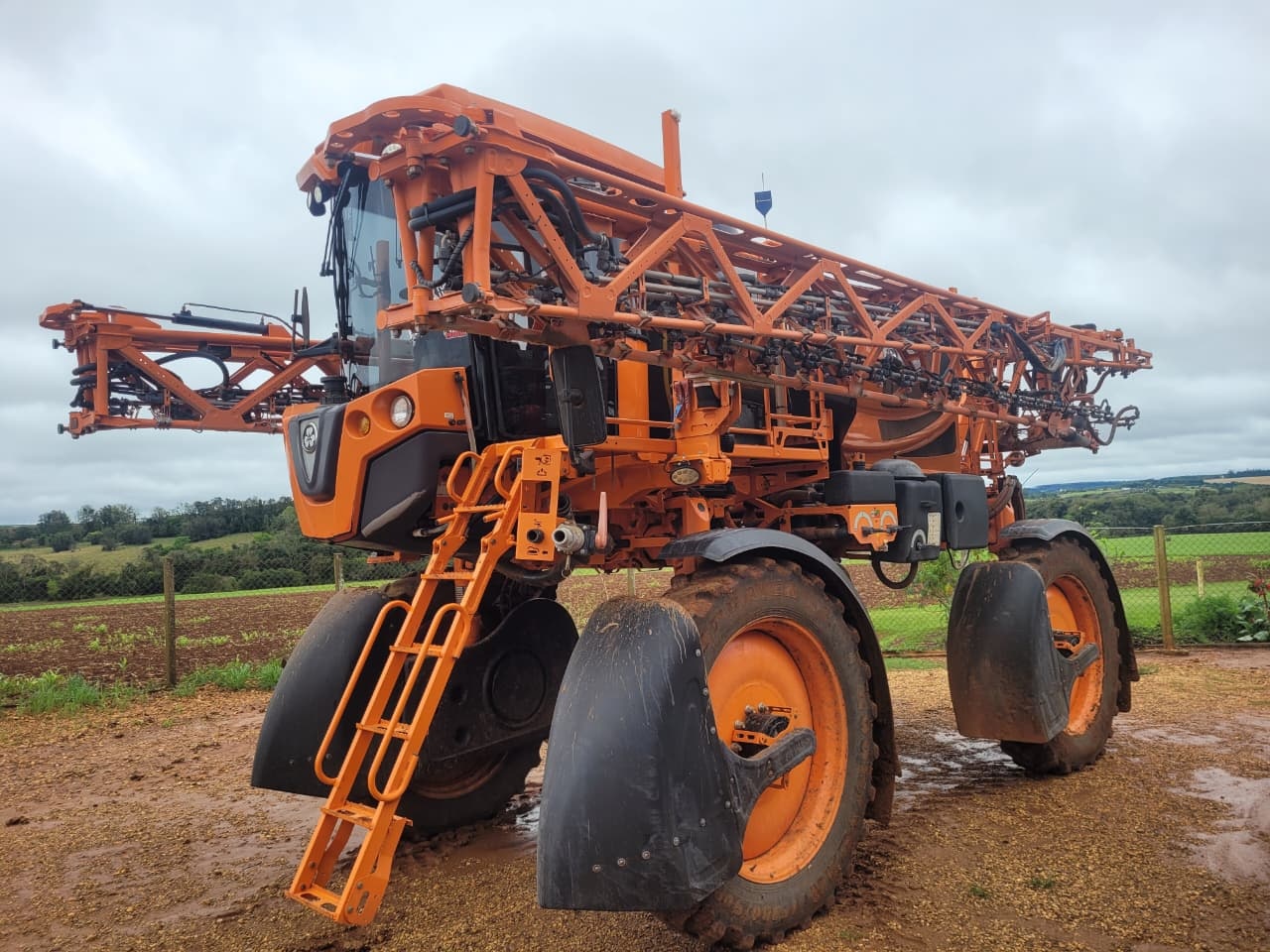 Pulverizador Autopropelido Jacto 3030 Uniport ano 2024