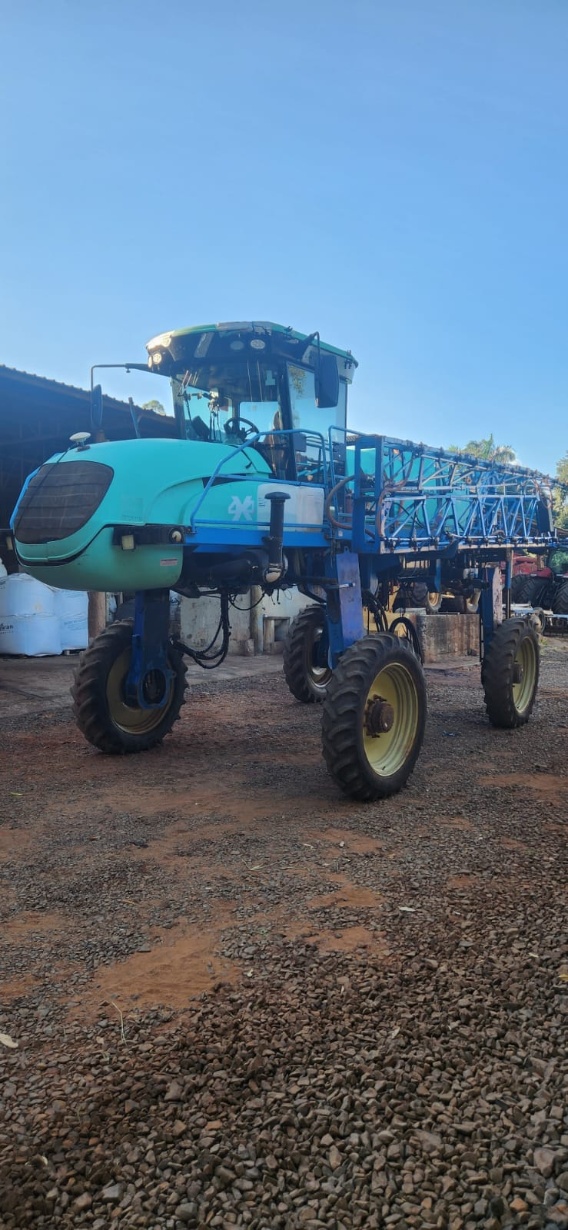 Pulverizador Autopropelido Montana Parruda MA3030H ano 2012