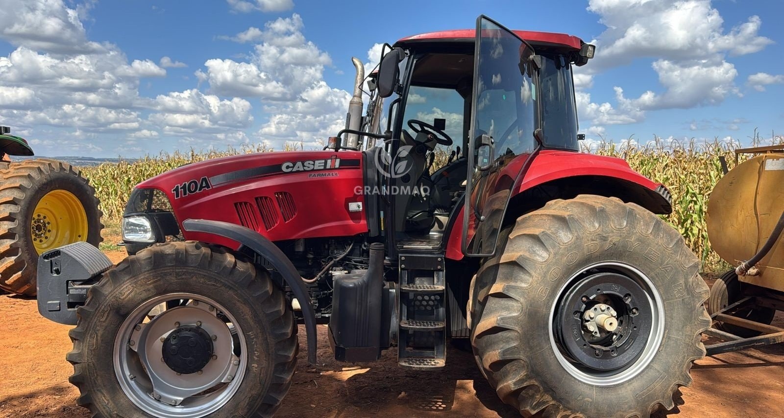 Trator Case Farmall 110A ano 2020