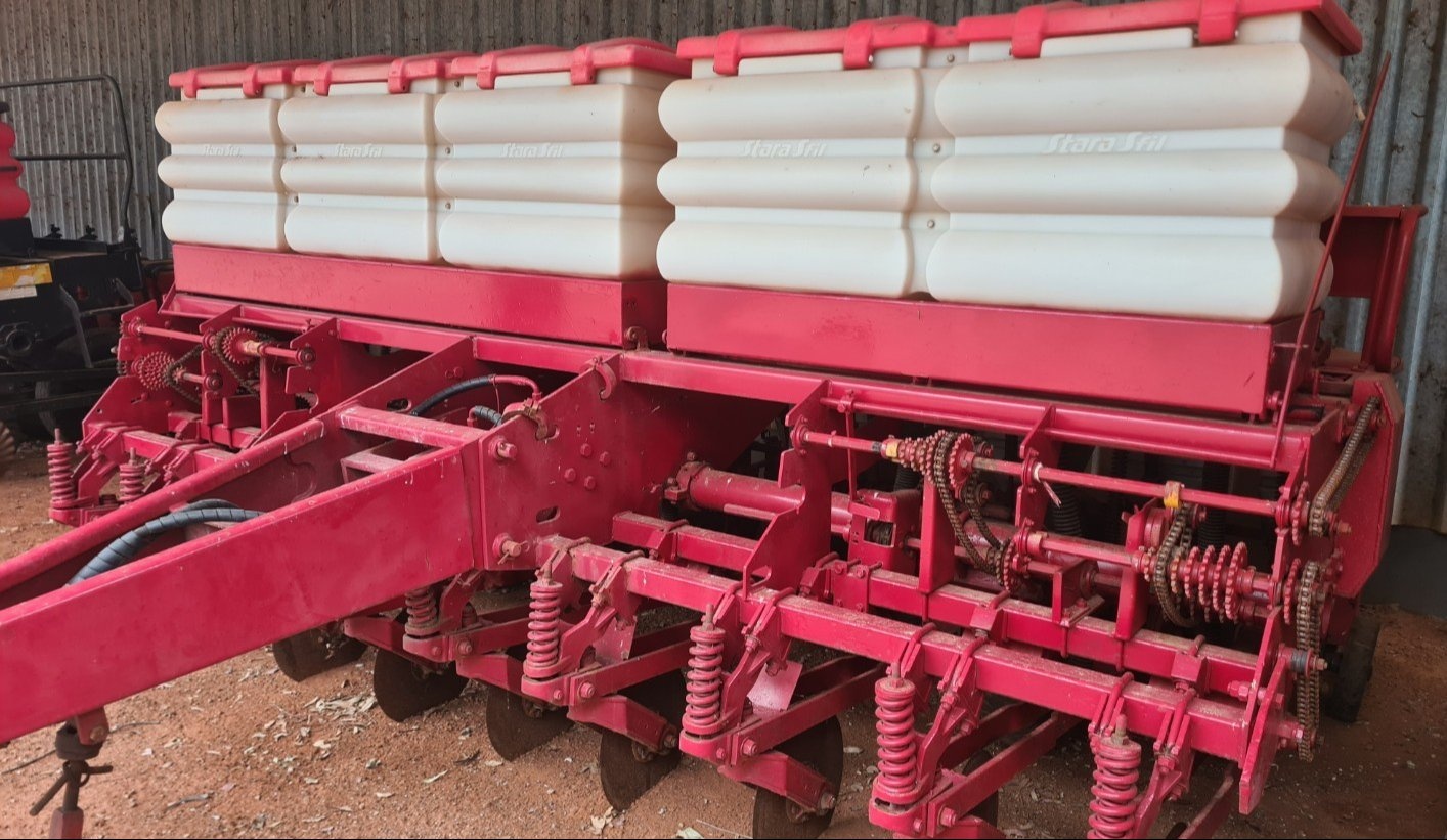 Plantadeira Sfil hytech 9000 ano 2003