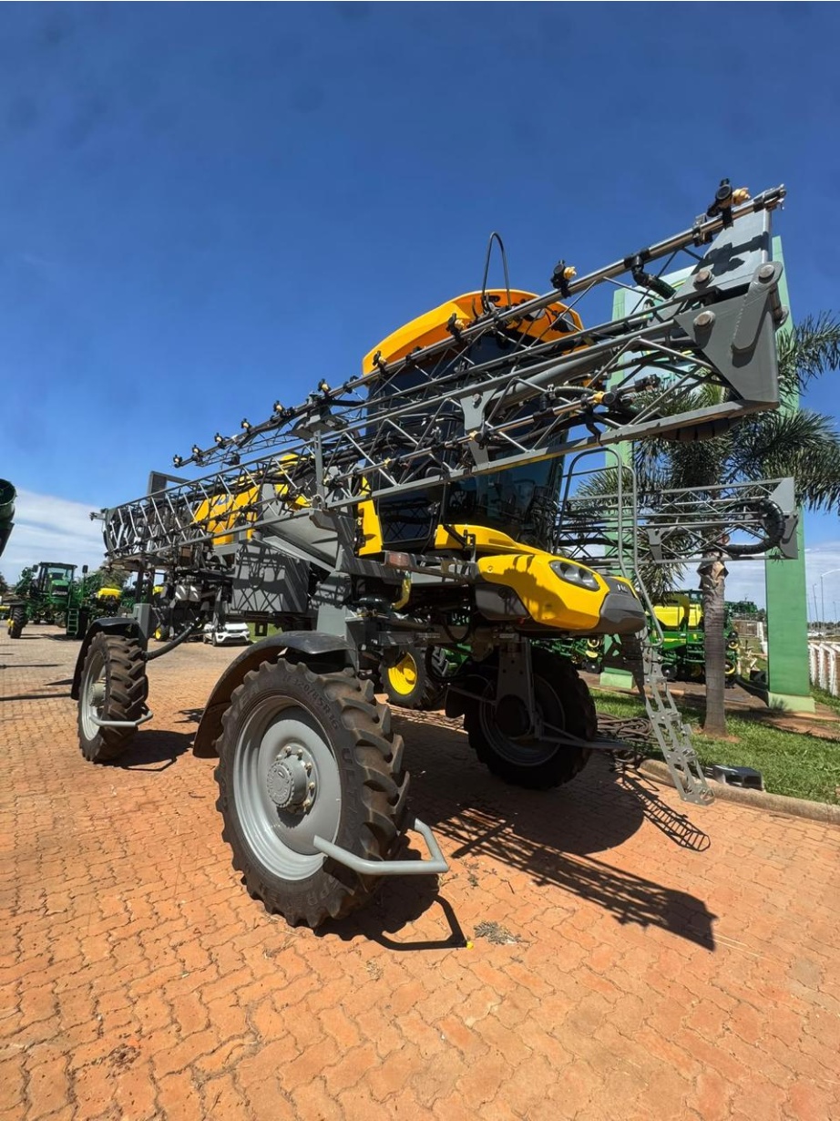 Pulverizador Autopropelido PLA 125 J ano 2024