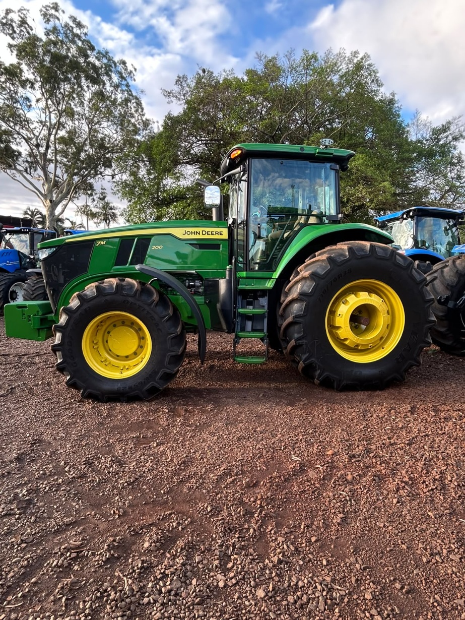 Trator John Deere Série 7 (200 a 230cv) ano 2025