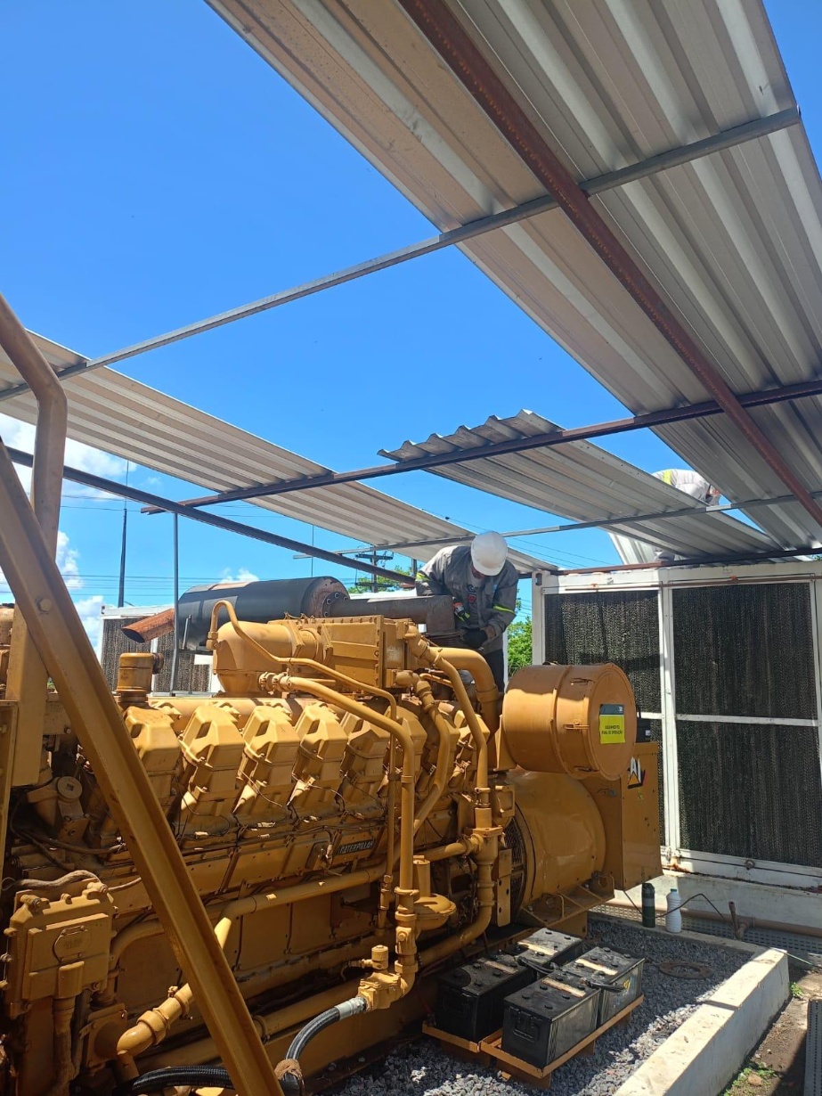 Gerador de Energia Caterpillar 2000 kVA