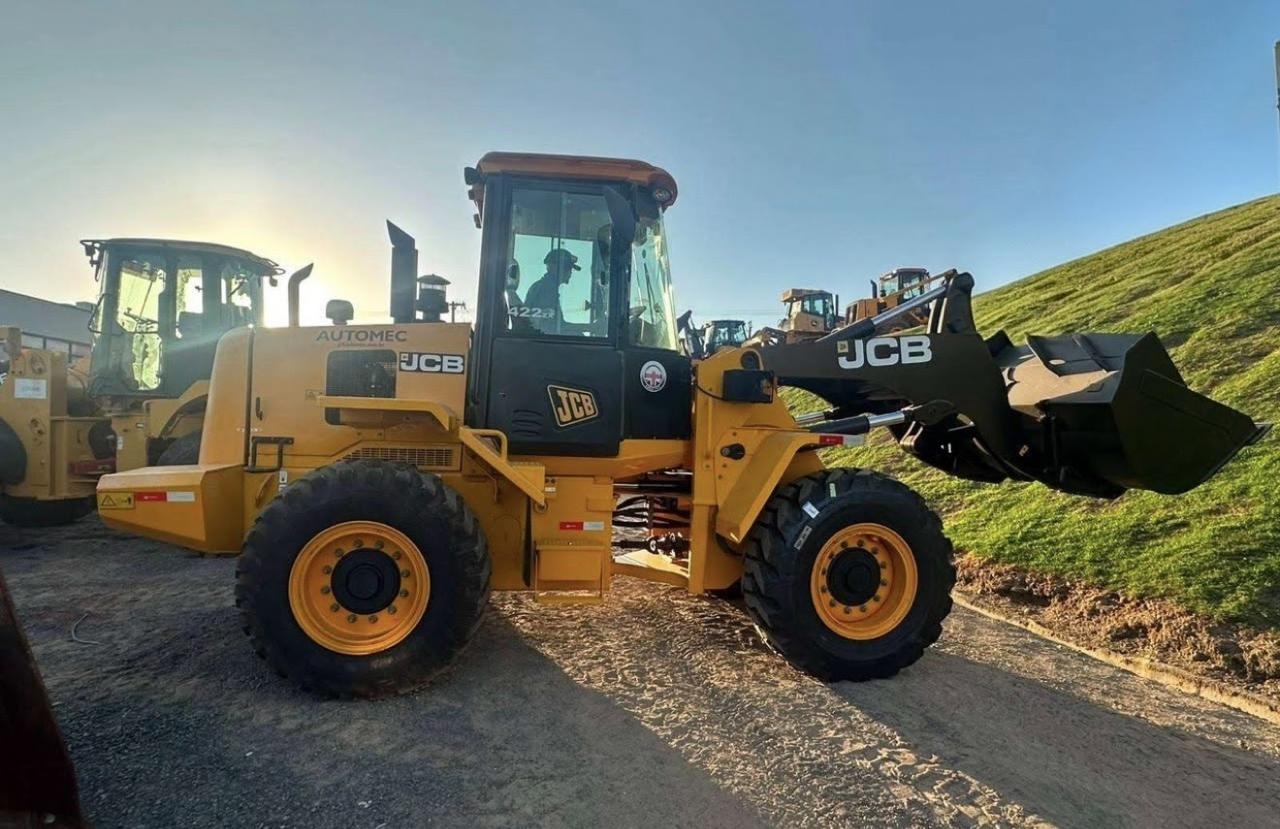 Pá Carregadeira JCB 427ZX ano 2023