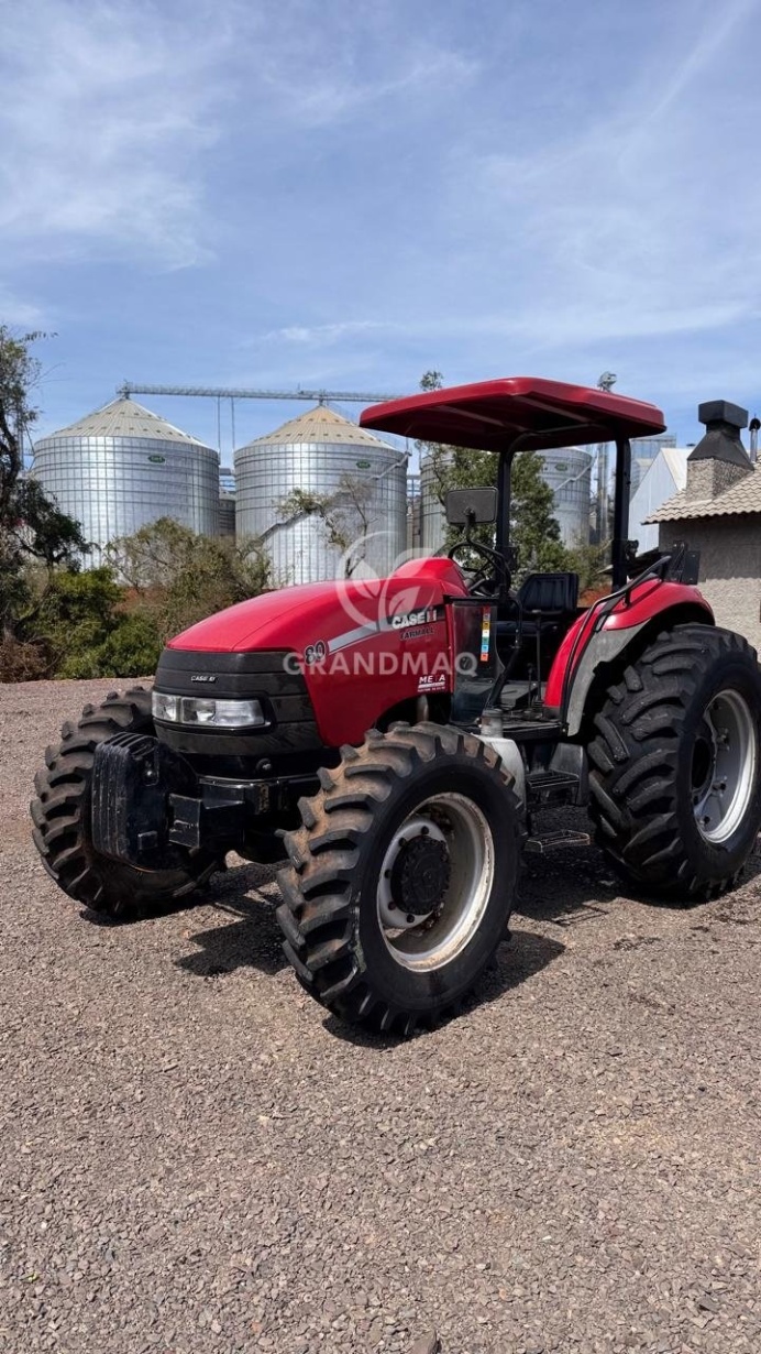 Trator Case Farmall 80 ano 2011