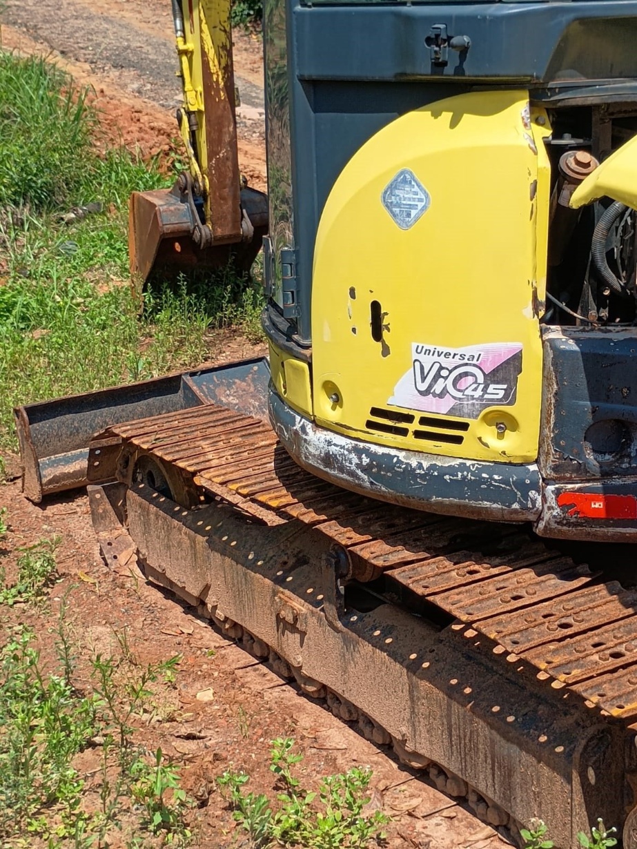 Mini Escavadeira Yanmar VIO45 ano 2013