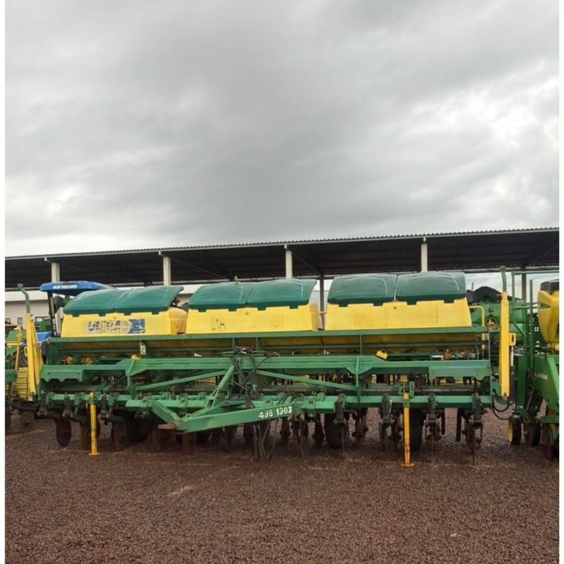 Plantadeira Tatu ULTRA FLEX ano 2008