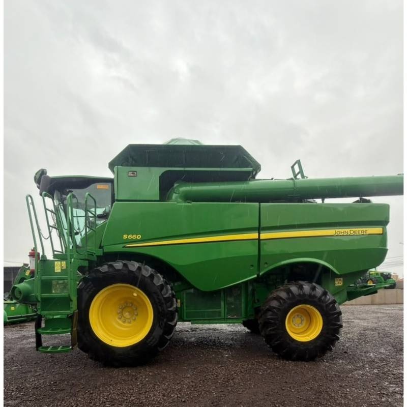 Colheitadeira John Deere S660 ano 2018