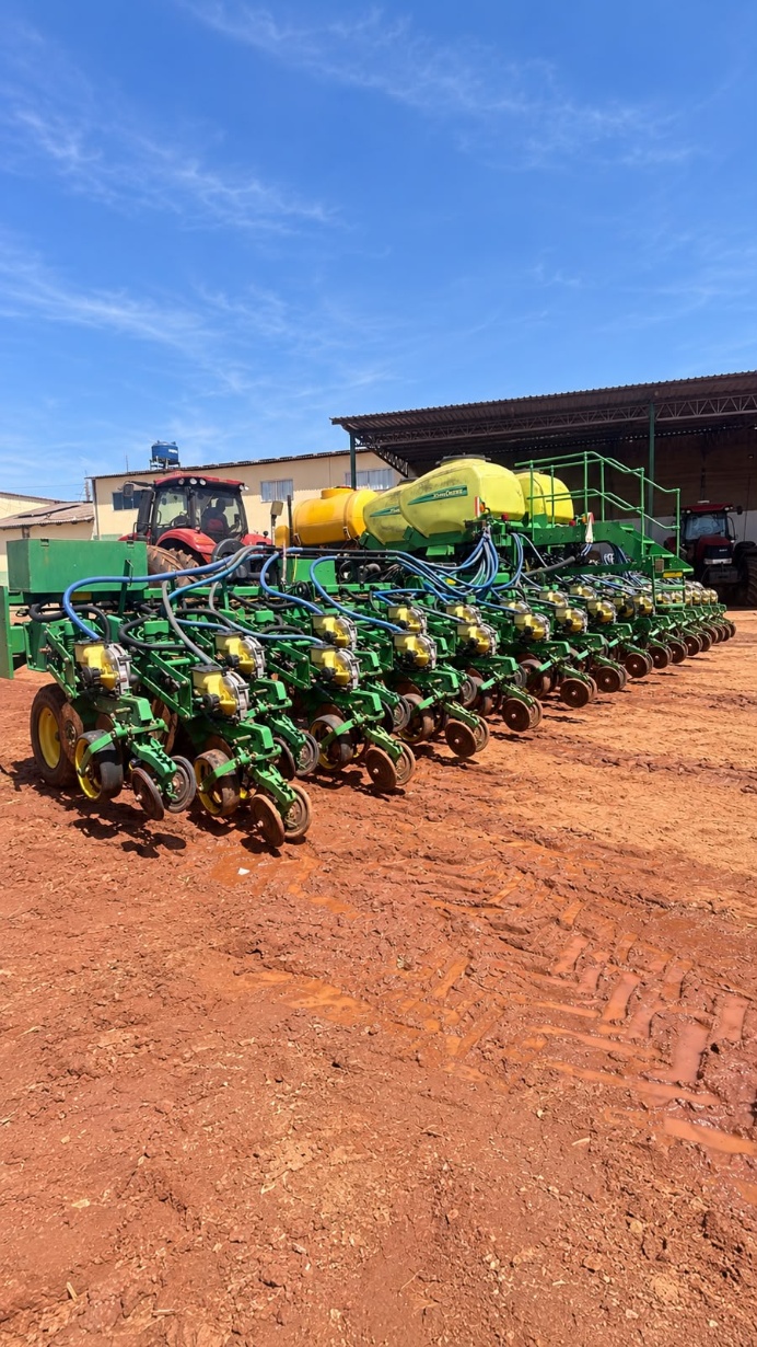 Plantadeira John Deere DB 50 ano 2014