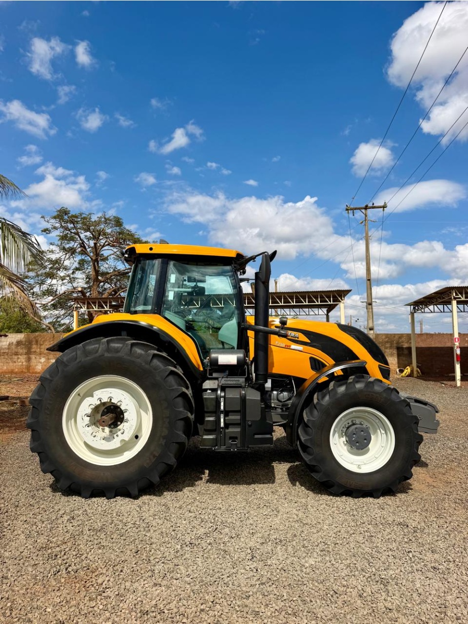 Trator Valtra T250 CVT ano 2024
