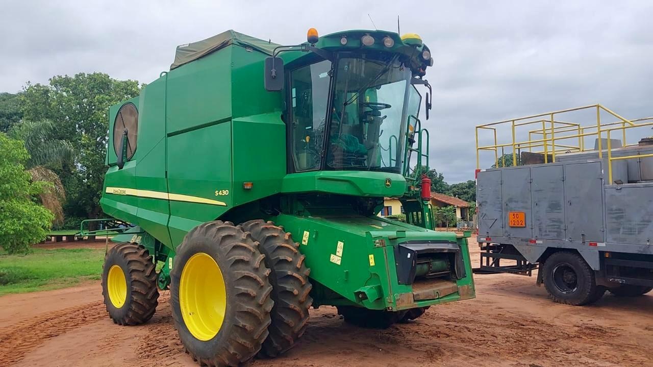 Colheitadeira John Deere S430 ano 2019