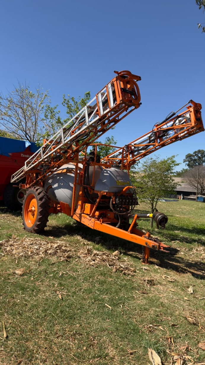 Pulverizador Jacto Advance 3000 AM24 ano 2020