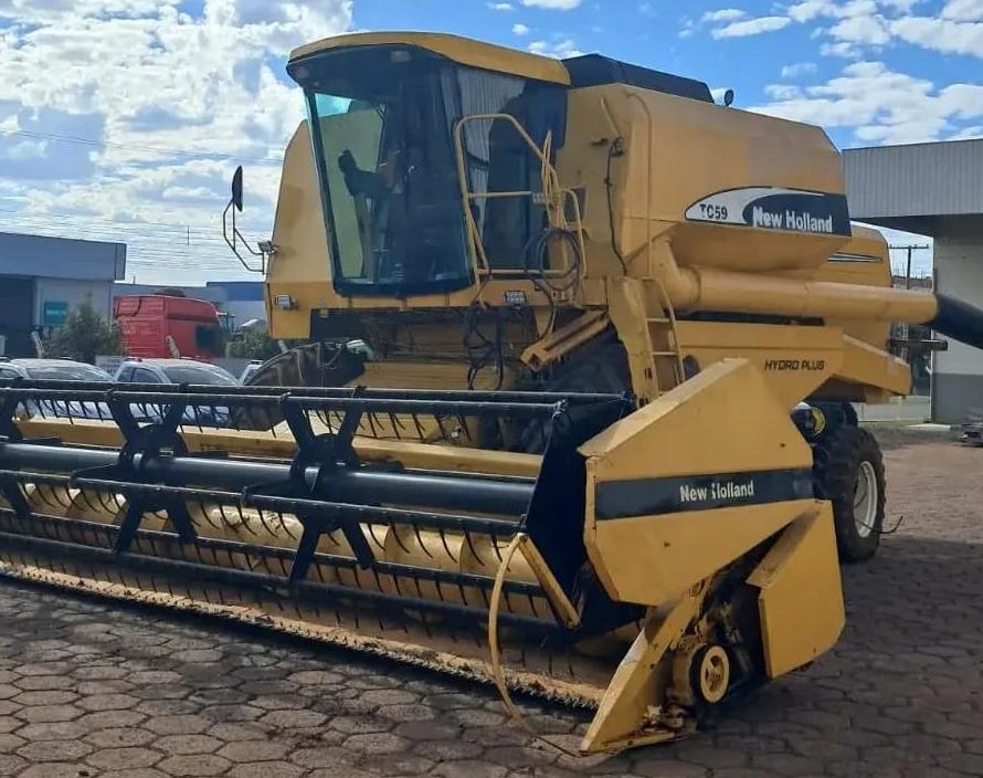 Colheitadeira New Holland TC59 Sojeira