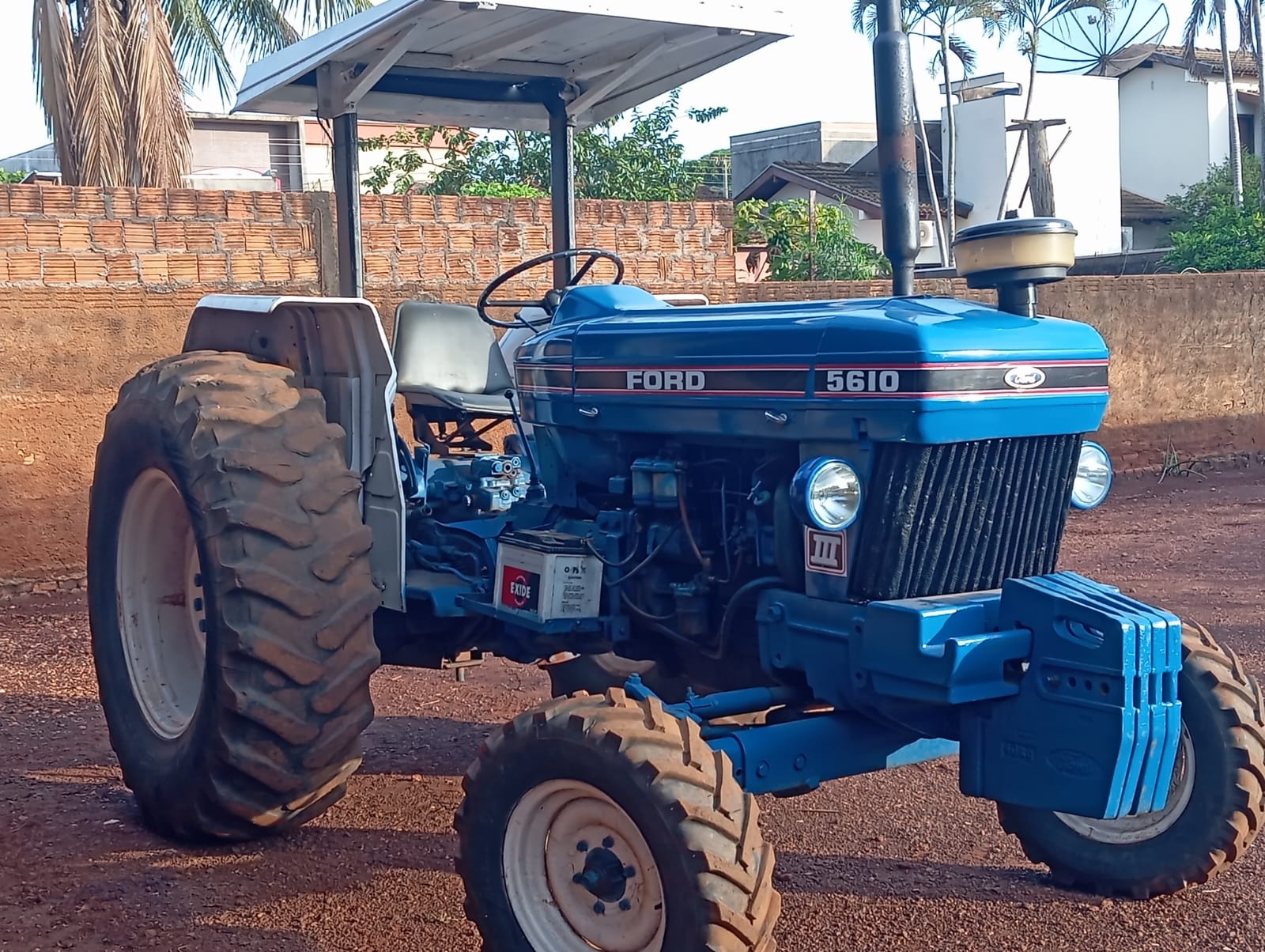 Trator Ford 5610 ano 1987