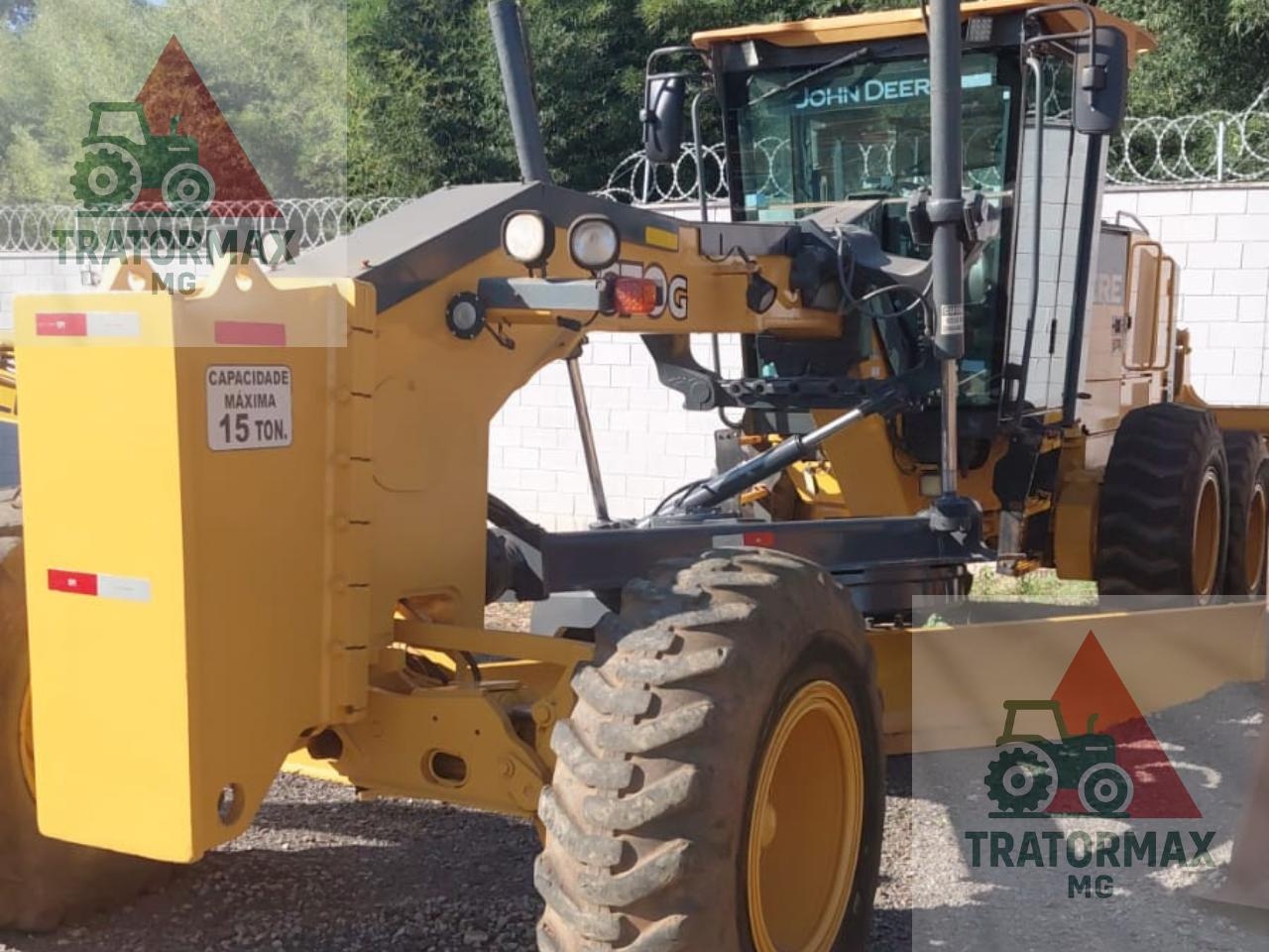 Motoniveladora John Deere 670G ano 2015
