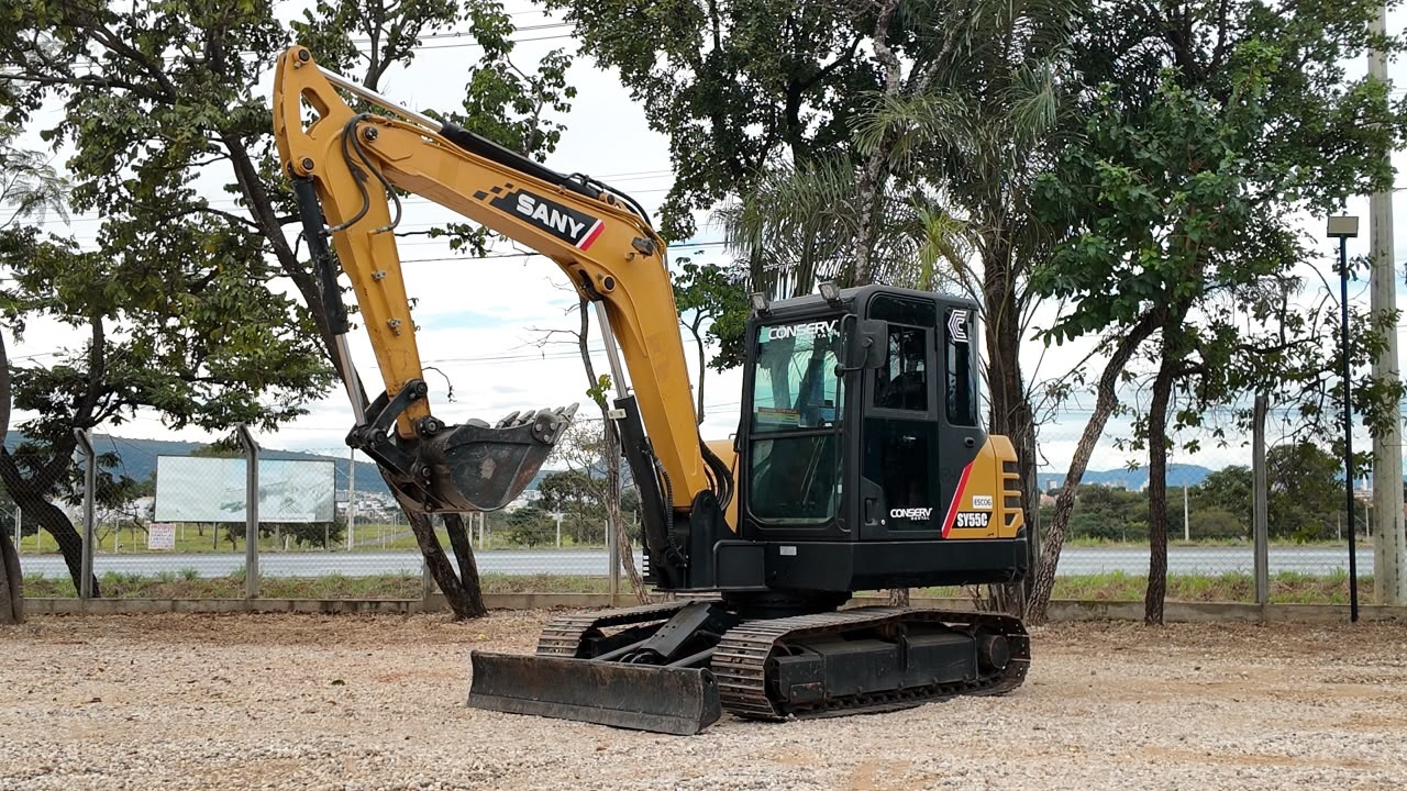 Mini Escavadeira SANY SY55 C ano 2021