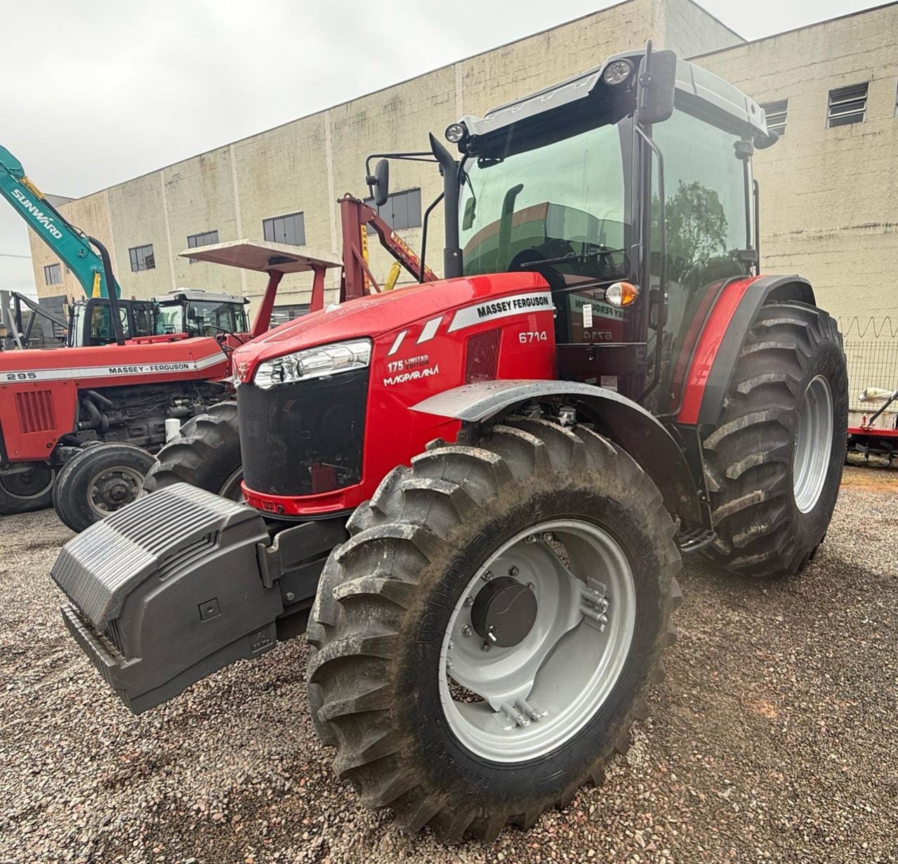 Trator Massey Ferguson MF 6714 ano 2025