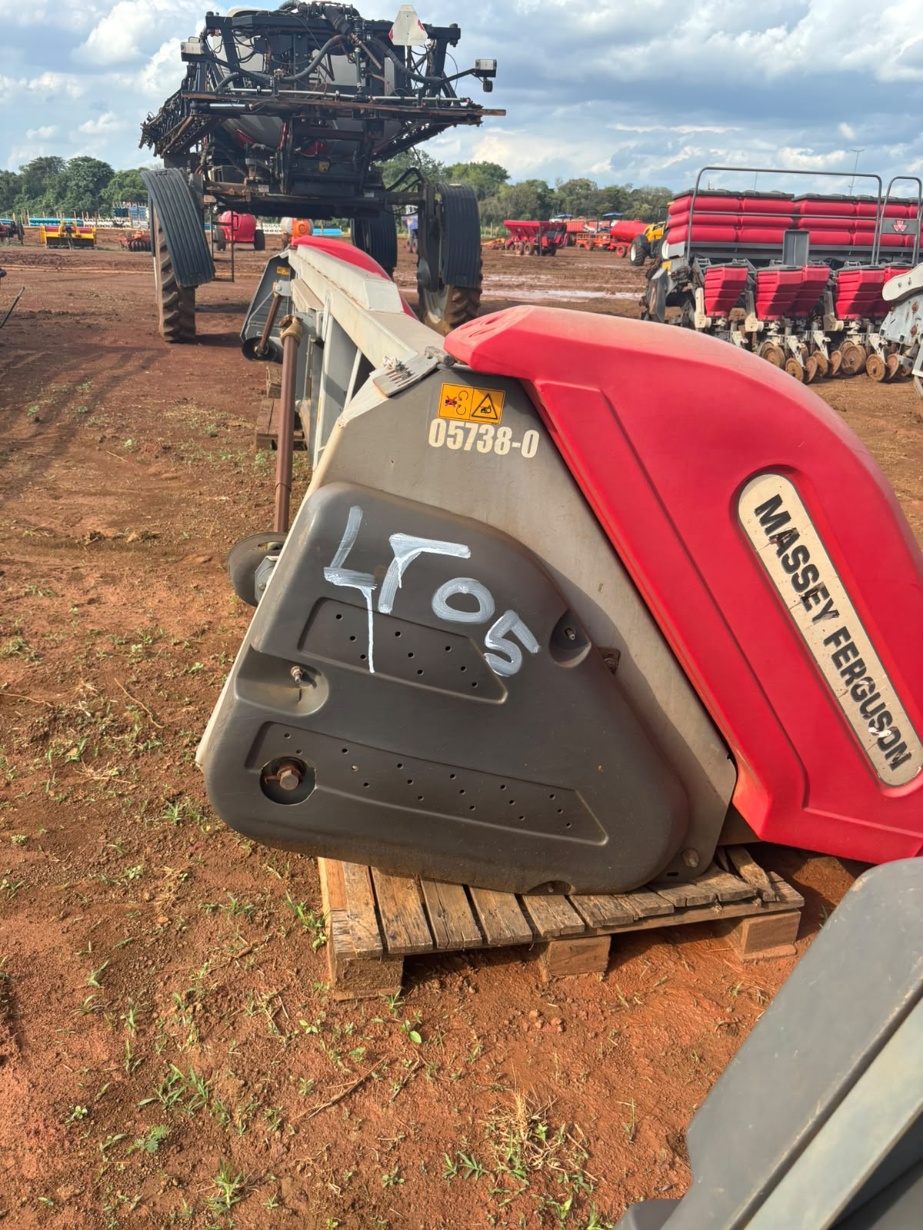 Plantadeira Massey Ferguson MF 3016L ano 2017