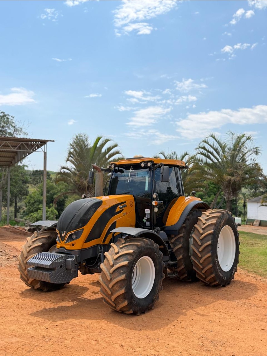 Trator Valtra T CVT 230 ano 2022