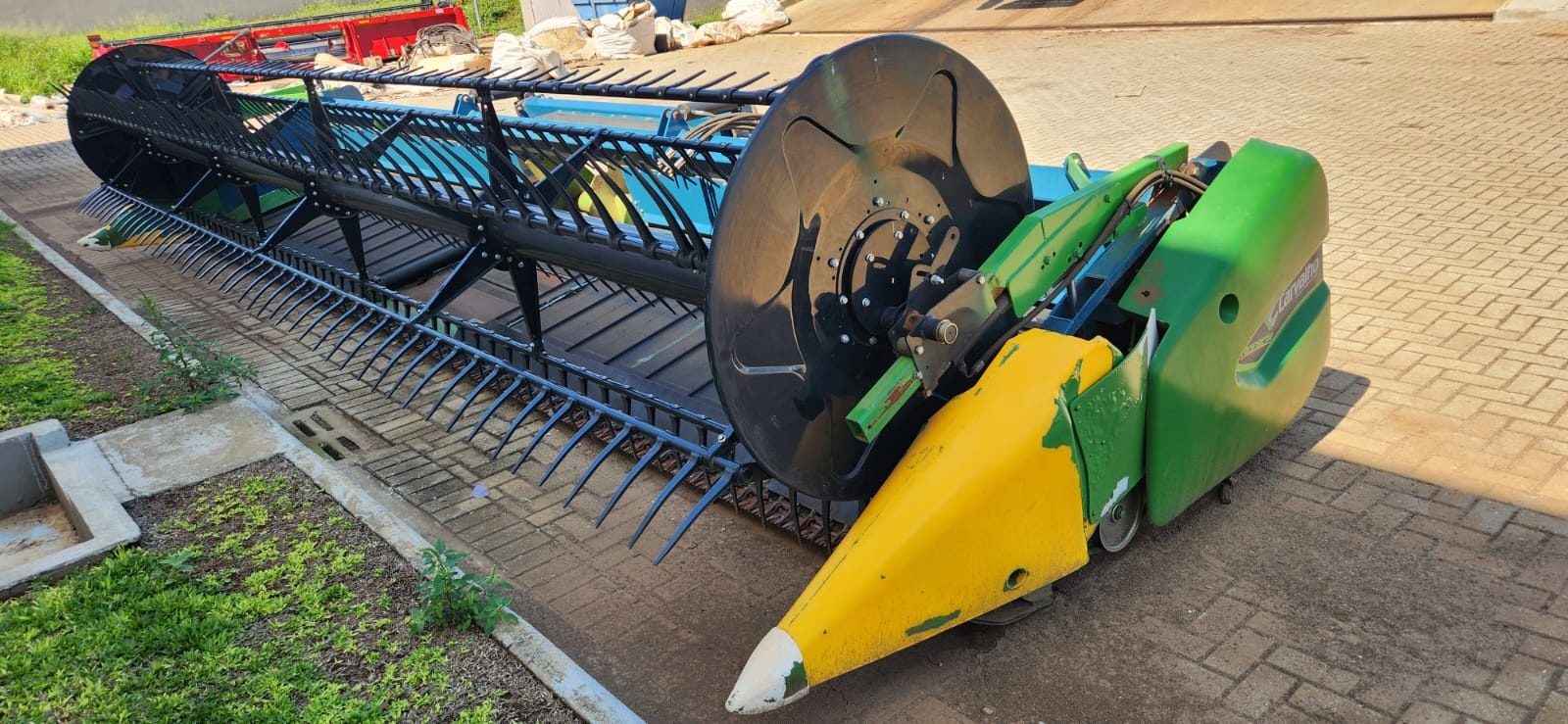 Plataforma Carvalho Compacta (Draper 25 pés)