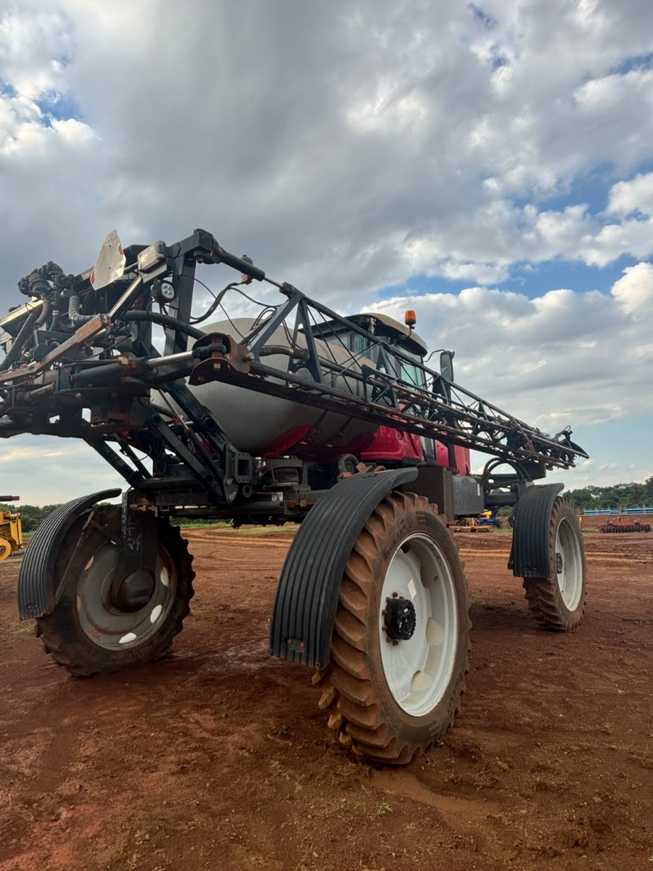 Pulverizador Autopropelido Massey Ferguson MF 9330 ano 2019