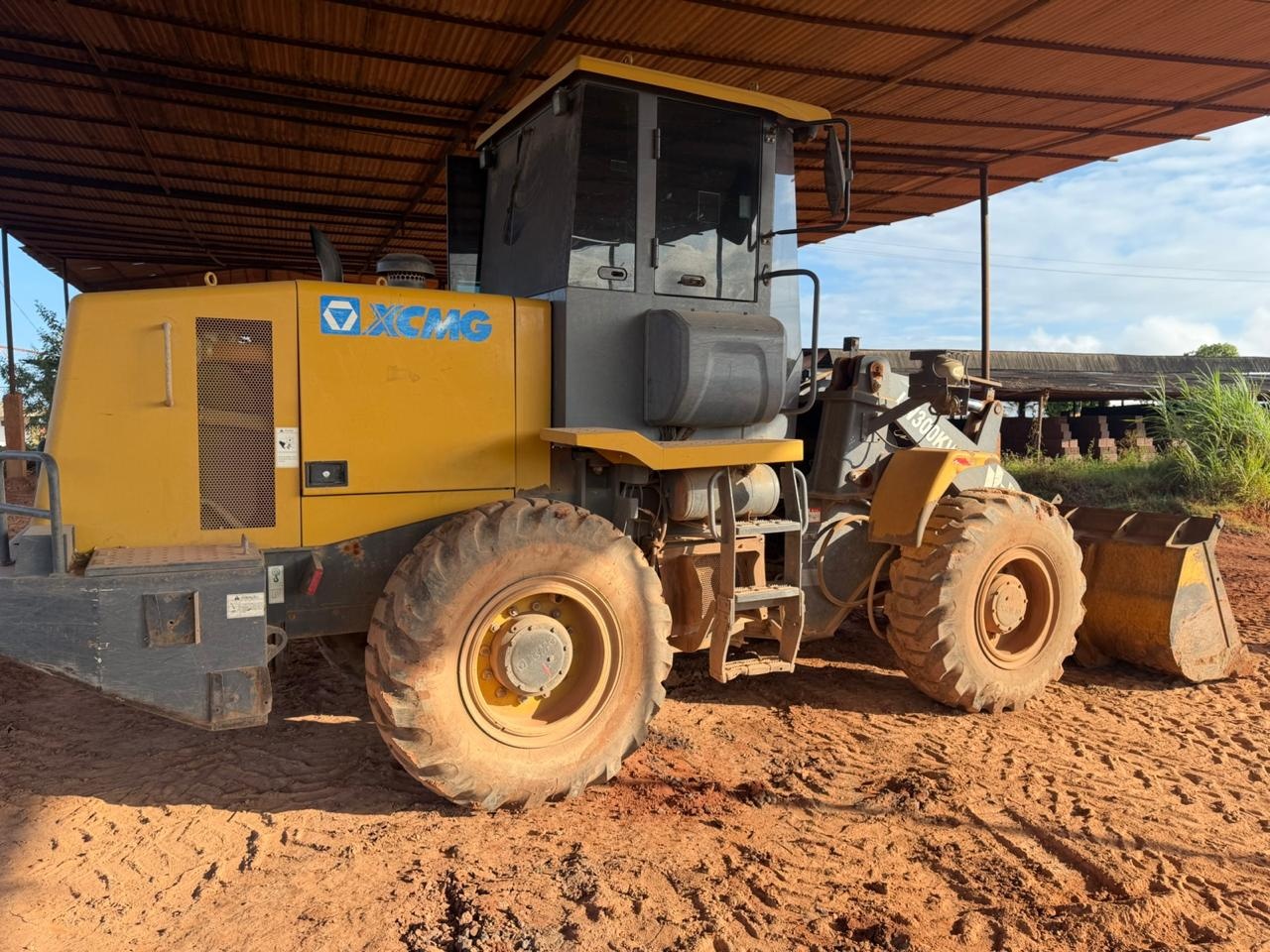 Pá Carregadeira XCMG LW300KV ano 2020