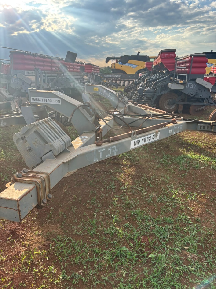 Outro   Massey Ferguson MF 1213 CT ano 2019
