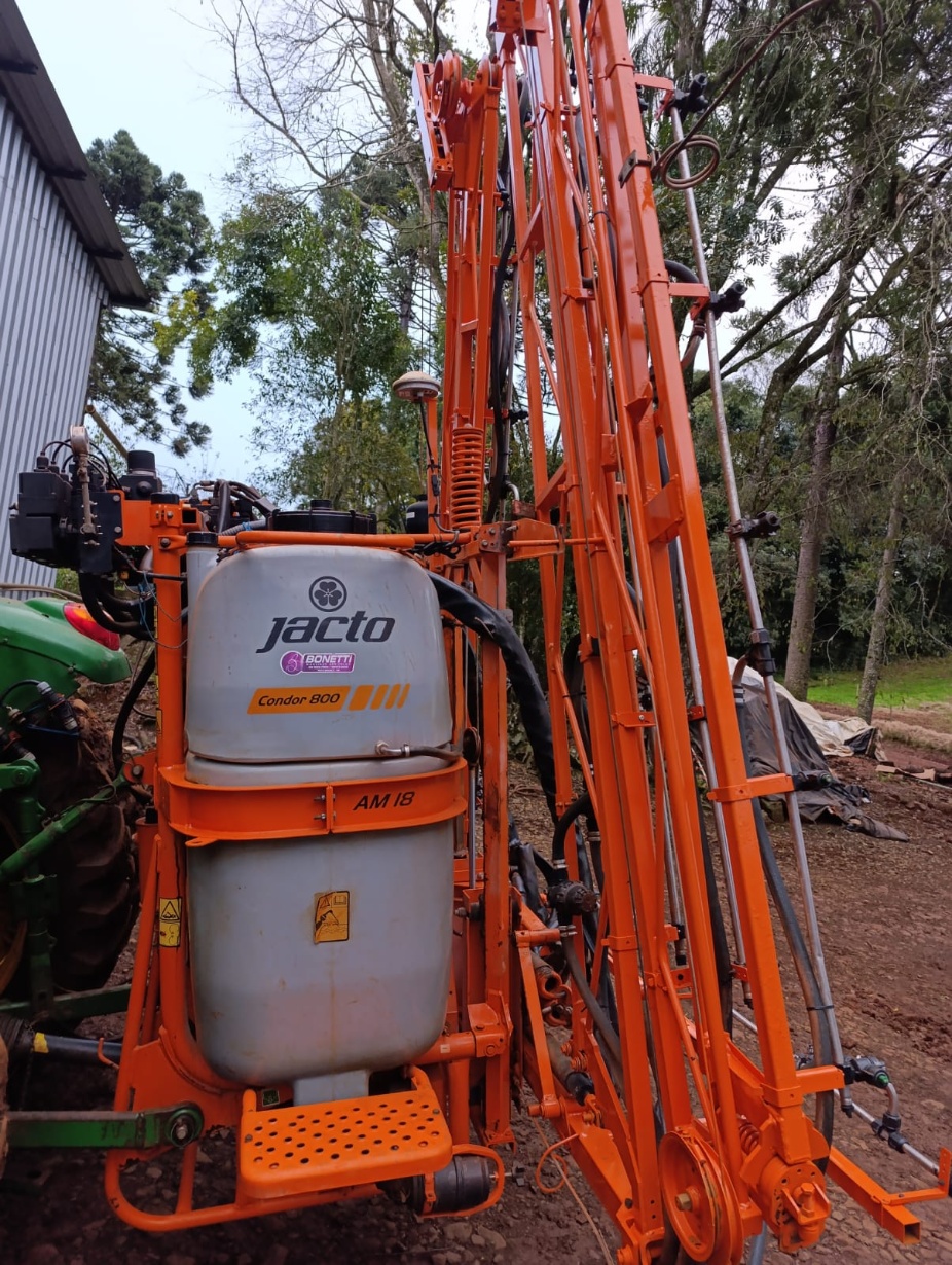 Pulverizador Jacto CONDOR 800 ano 2019