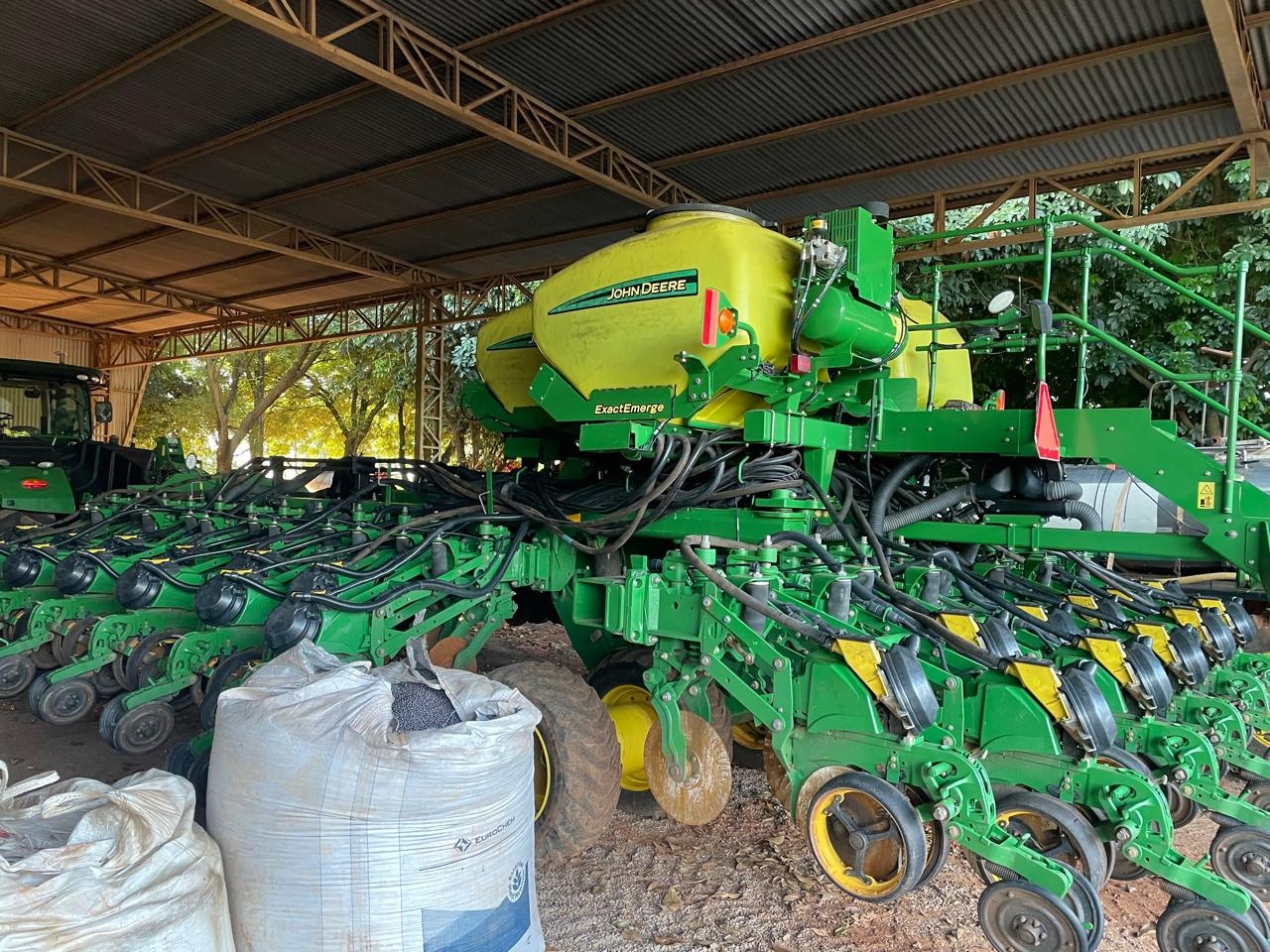 Plantadeira John Deere DB 50 ano 2011