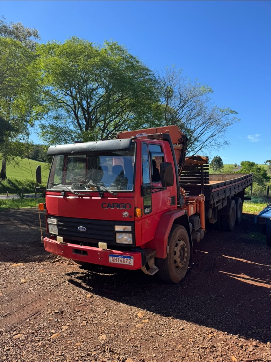 Caminhão Ford CARGO 1119 ano 1998
