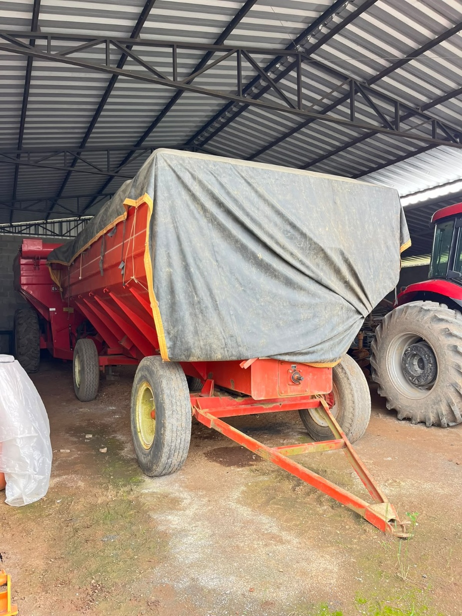 Carreta Graneleira Jan Tanker 20000 ano 2003