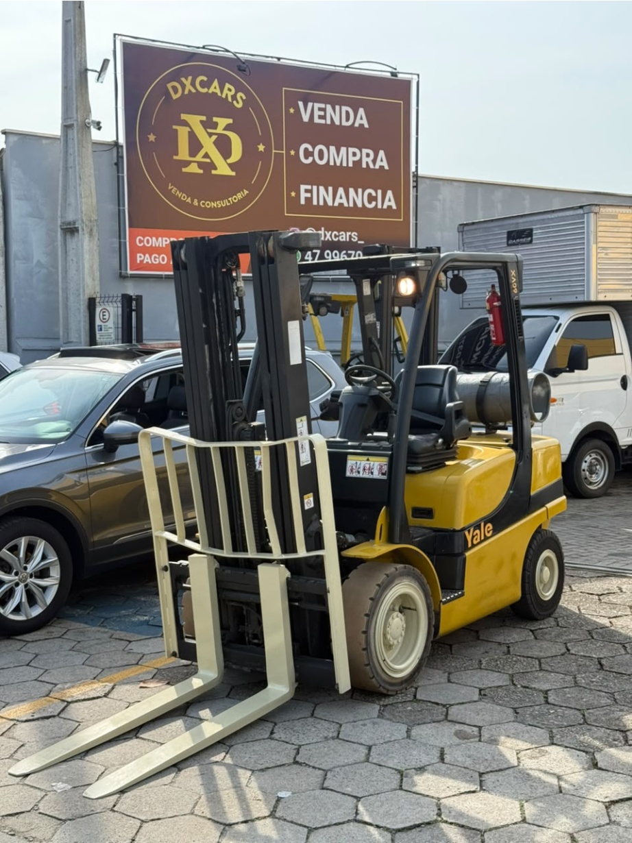 Empilhadeira Yale GDP 060 VX ano 2014