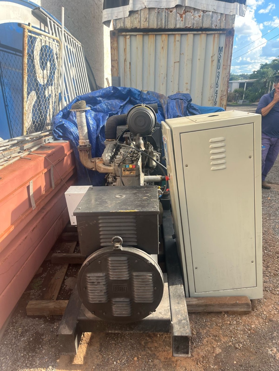 Gerador de Energia STEMAC 80 kVA ano 2002