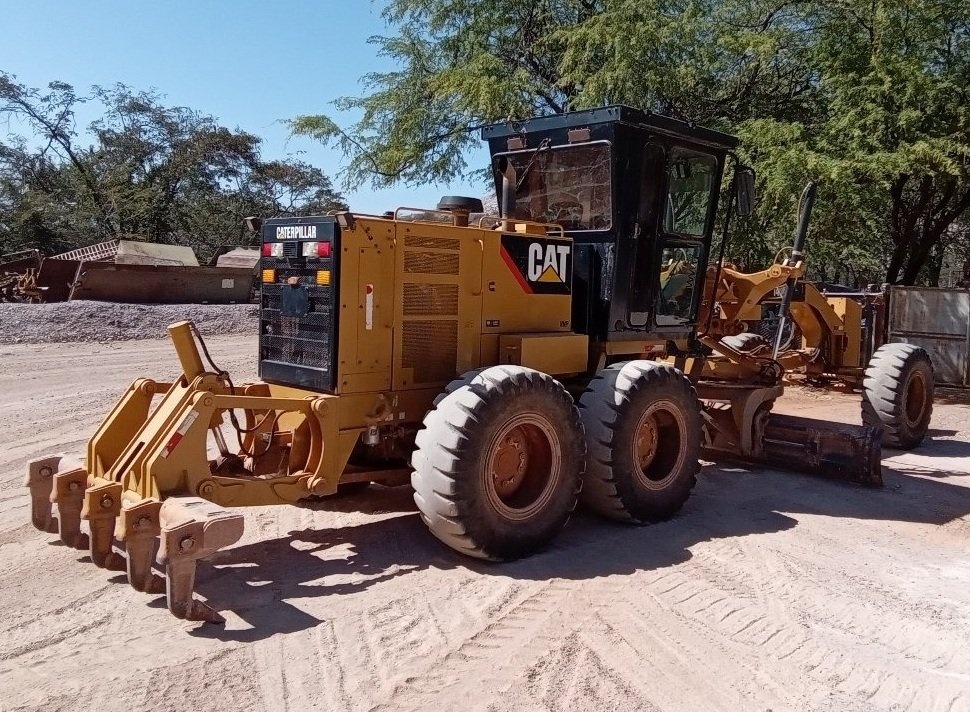 Motoniveladora Caterpillar CAT 140K ano 2018