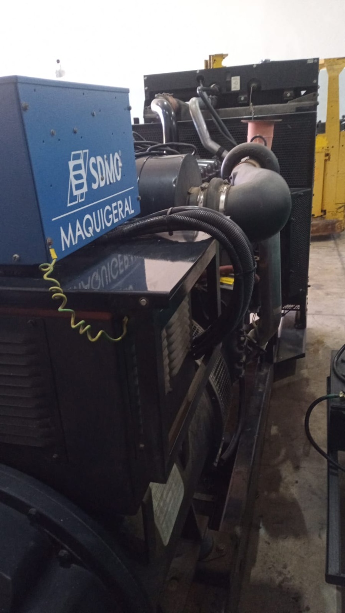 Gerador de Energia SDMO 450 kVA ano 2013