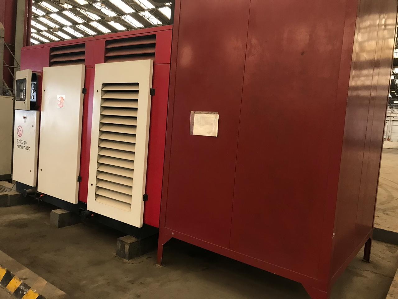 Gerador de Energia Chicago Pneumatic 450 kVA ano 2001