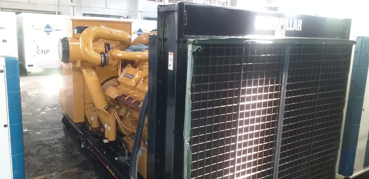 Gerador de Energia Caterpillar 650 kVA ano 2001