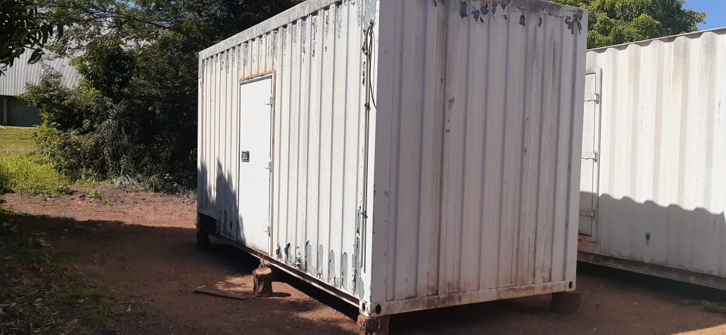 Gerador de Energia Caterpillar 1500 kVA ano 2004