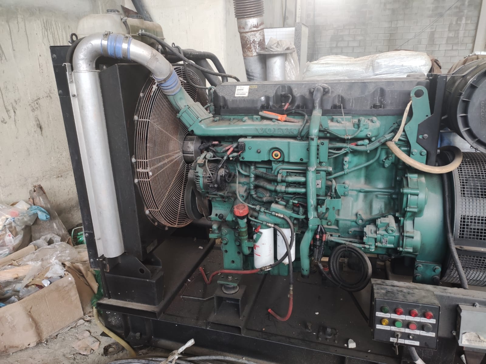Gerador de Energia Leon Heimer 450 kVA ano 2008