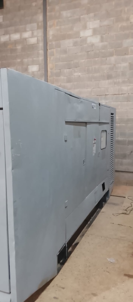 Gerador de Energia Genérica 300 kVA
