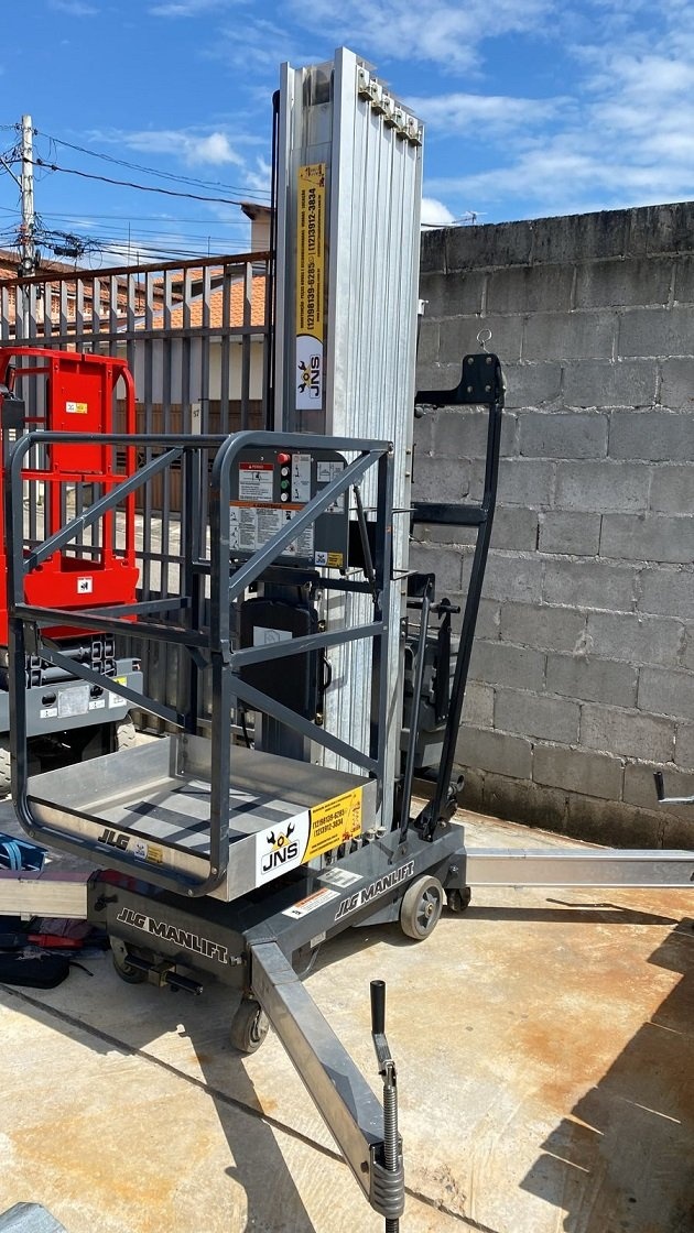 Plataforma JLG 41 AM ano 2014