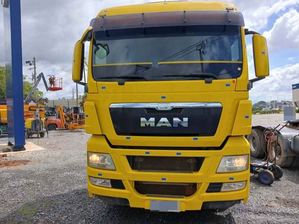 Caminhão MAN TGX 28.440 ano 2014