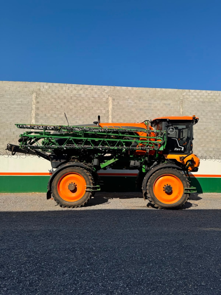 Pulverizador Autopropelido Stara Imperador 4000 ano 2022