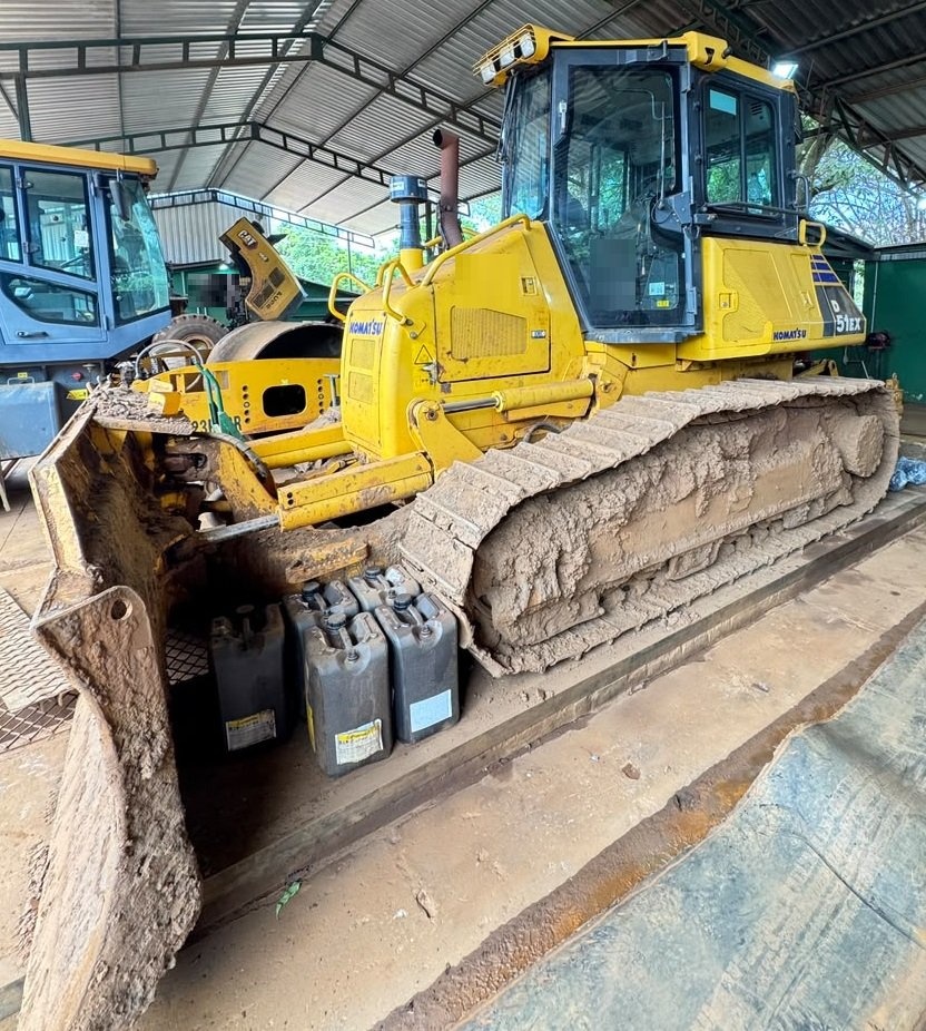 Trator de Esteira Komatsu D51-EX ano 2023