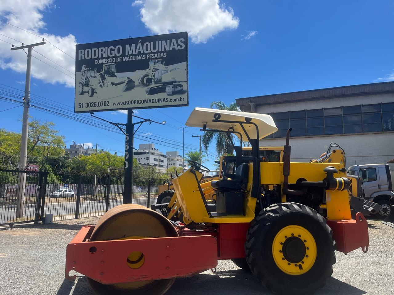 Rolo Compactador Dynapac CA15 ano 2001