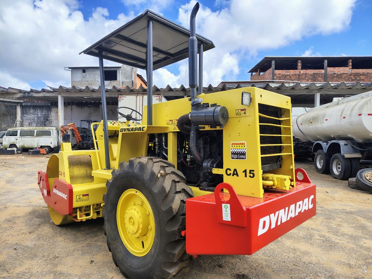 Rolo Compactador Dynapac CA15 ano 1996