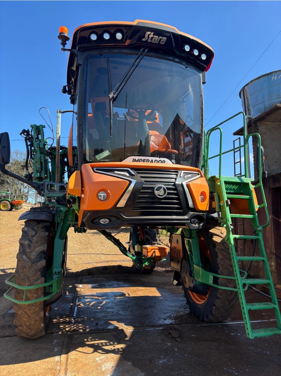 Pulverizador Autopropelido Stara Imperador 4000 ano 2020