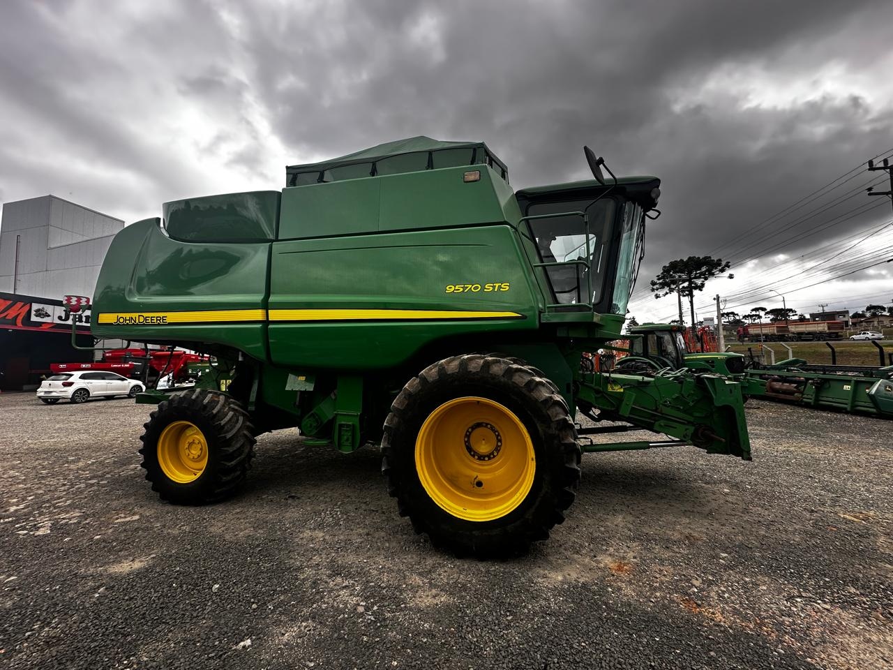 Colheitadeira John Deere 9570 STS ano 2010